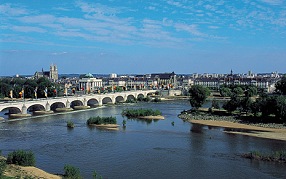 La Loire &agrave; Tours