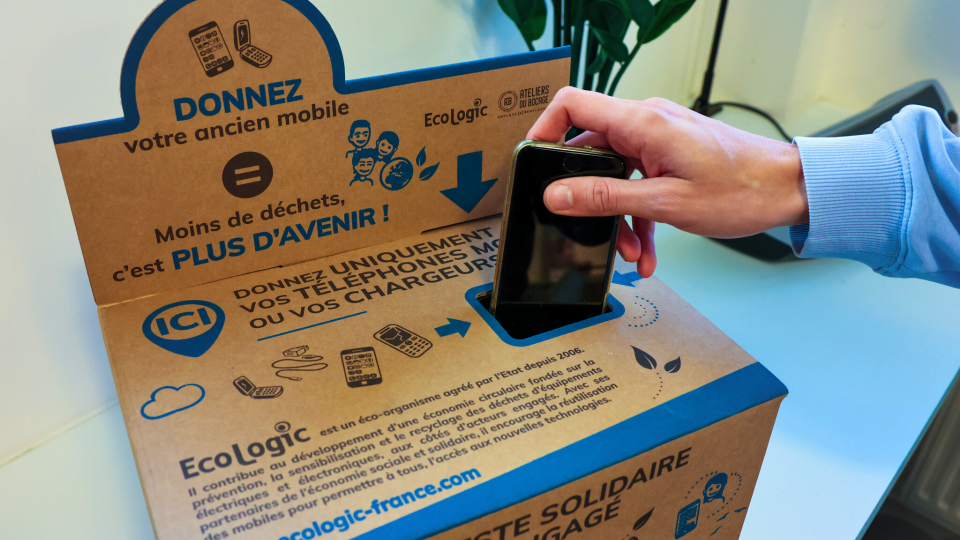 Collecte de téléphones
